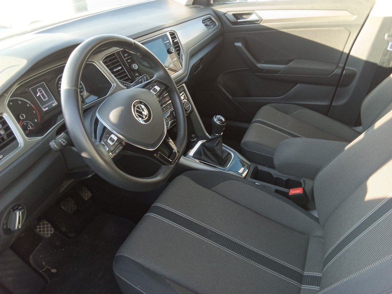 Renting Segunda Mano Volkswagen T-Roc(O) Advance R-Line 1.0 TSI 81kW (110CV) 