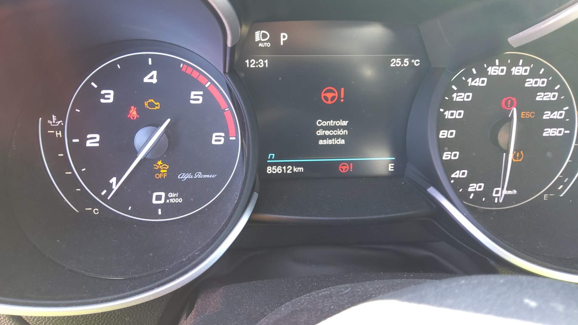 Renting Segunda Mano Alfa Romeo Stelvio2.2 Diésel 140kW (190CV) Sprint RWD 