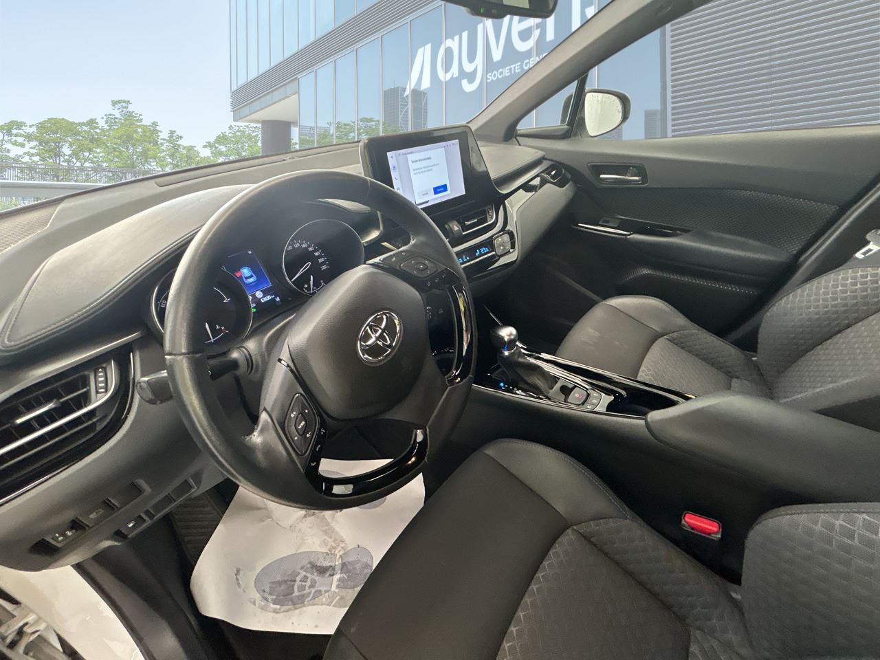Renting Segunda Mano Toyota C-HR1.8 125H Advance 
