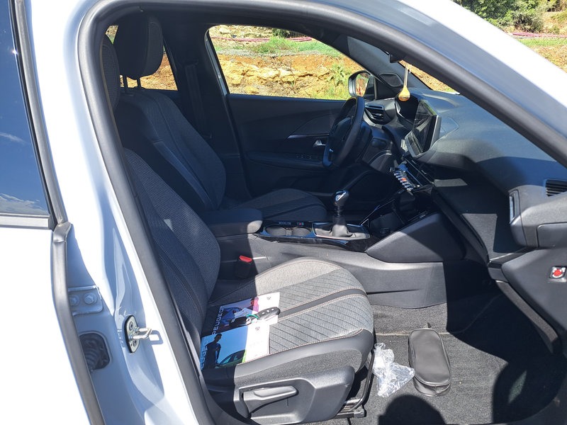 Renting Segunda Mano Peugeot 2008Allure Puretech 100 S&S 6 Vel. MAN 