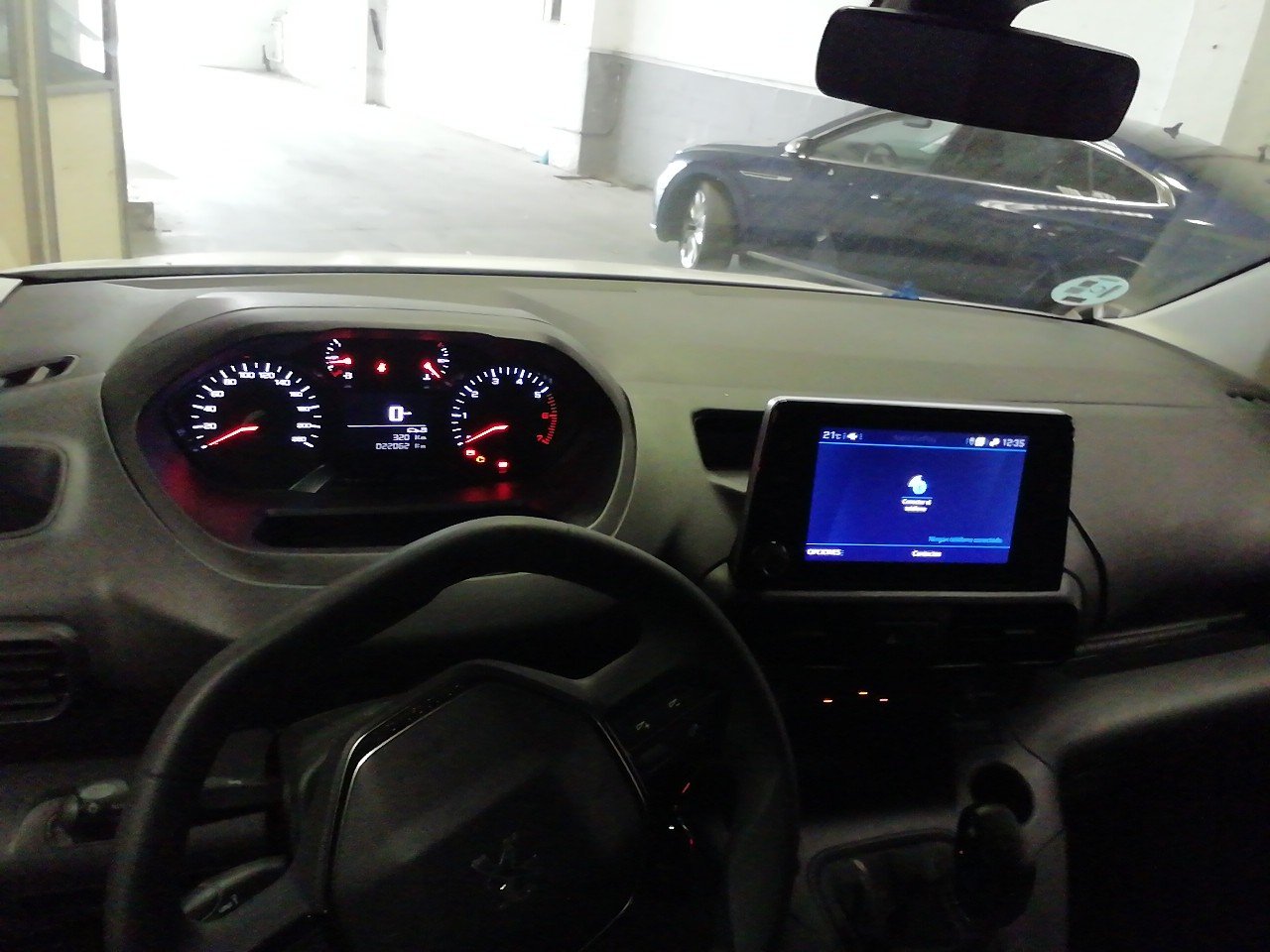 Renting Segunda Mano Peugeot PartnerPremium Standard 600kg BlueHDi 73kW 
