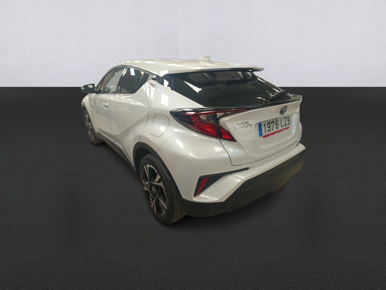 Renting Segunda Mano Toyota C-HR1.8 125H Advance 