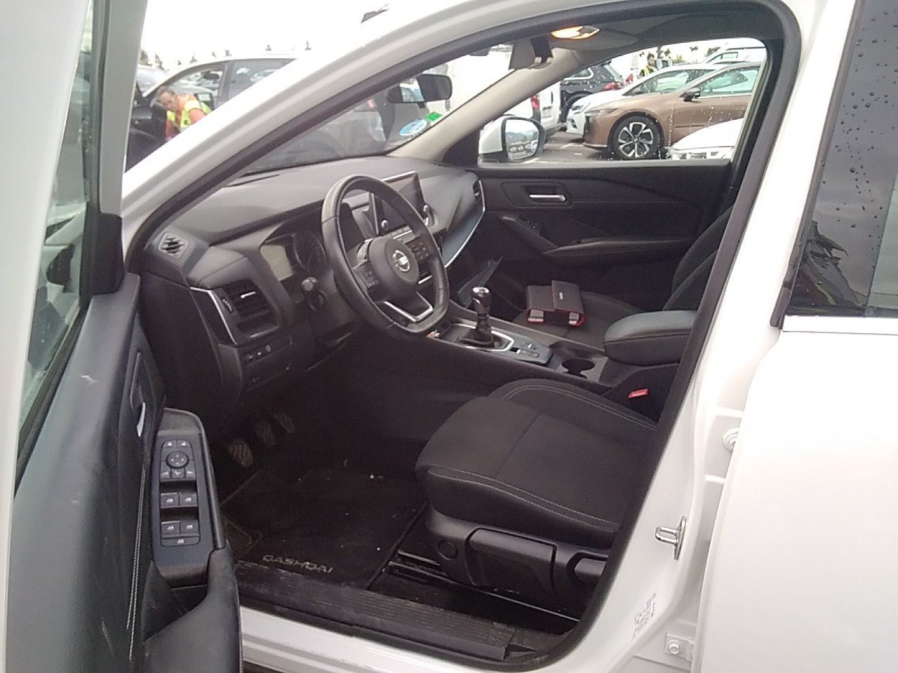 Renting Segunda Mano Nissan QashqaiDIG-T 103kW (140CV) mHEV 4×2 Acenta 