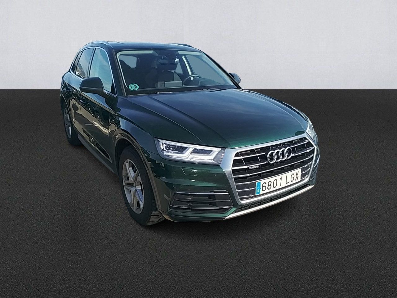 ᑕ ᑐ Renting AUDI Q5 Design 40 TDI 140kW quattro S tronic +QRenting