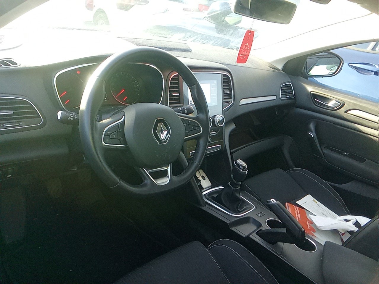 Renting Segunda Mano Renault Megane(O) Intens TCe 103 kW (140CV) GPF 