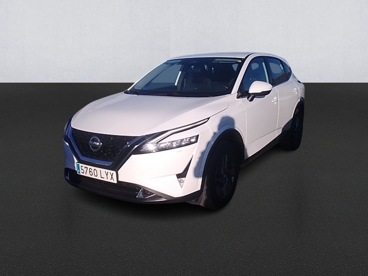 imagen NISSAN QASHQAI DIG-T 103kW (140CV) mHEV 4x2 Acenta-39