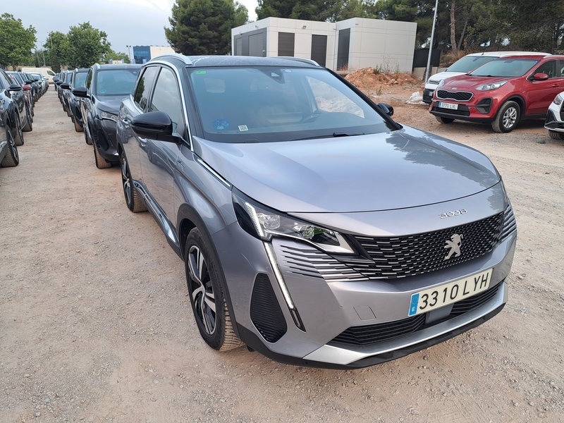 Renting Segunda Mano Peugeot 3008300 e-EAT8 GT 