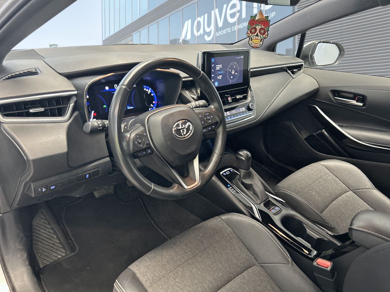 Renting Segunda Mano Toyota Corolla2.0 180H STYLE E-CVT 