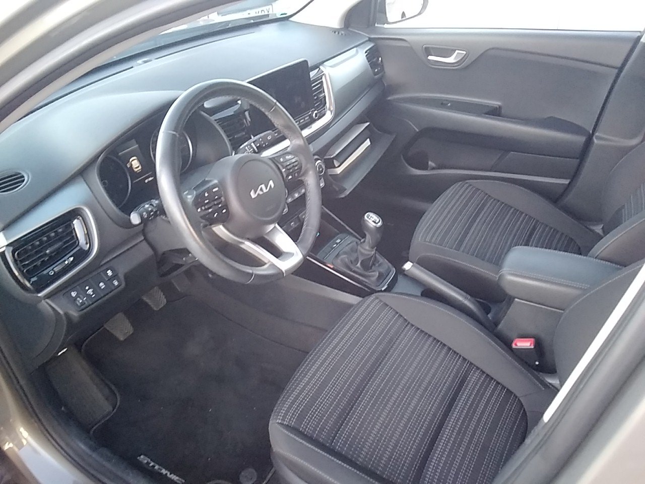 Renting Segunda Mano Kia Stonic1.0 T-GDi 88kW (120CV) MHEV iMT Drive 