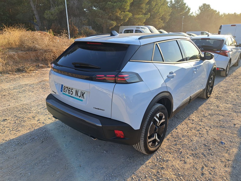 Renting Segunda Mano Peugeot 2008N2008 Allure Hybrid 145 eDCS6 