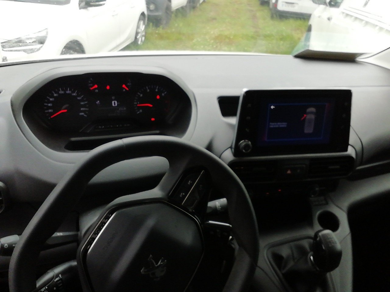 Renting Segunda Mano Peugeot PartnerPremium Standard 600kg BlueHDi 73kW 