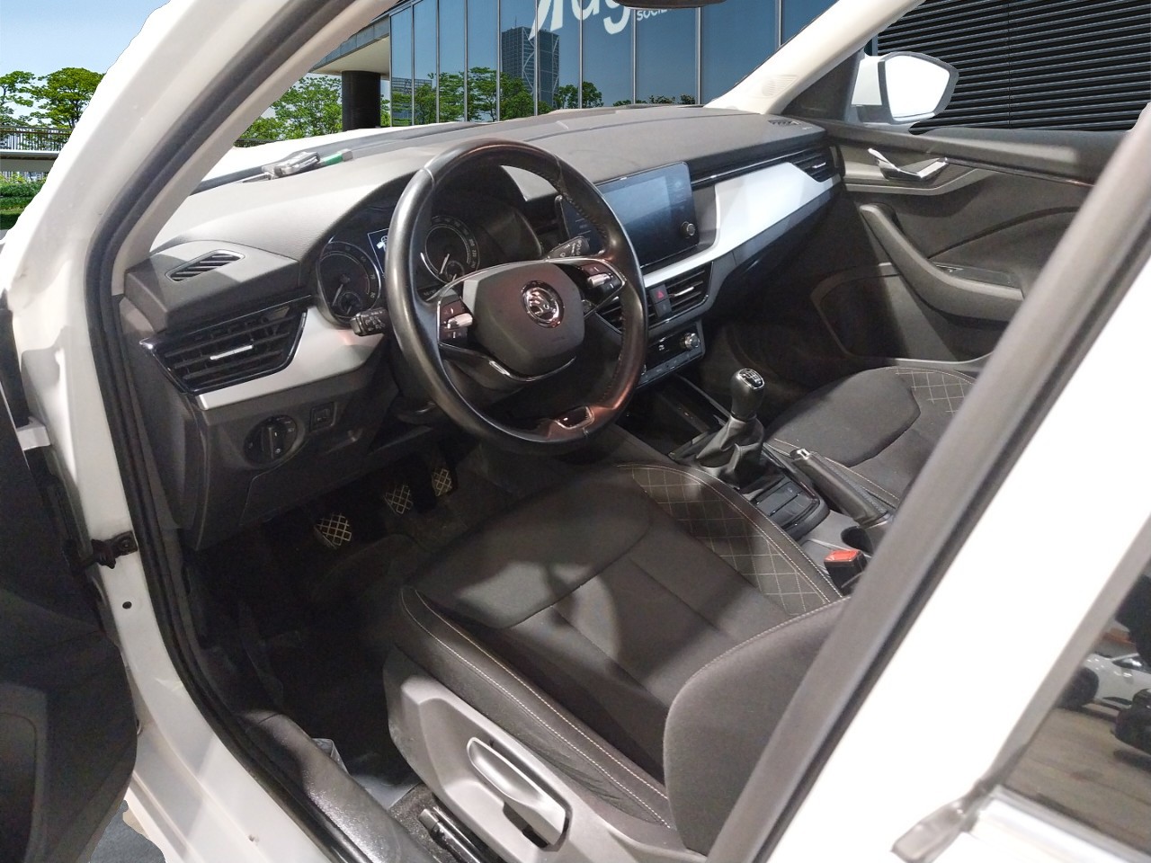 Renting Segunda Mano Skoda Kamiq1.0 TSI 81kW (110CV) AMBITION 