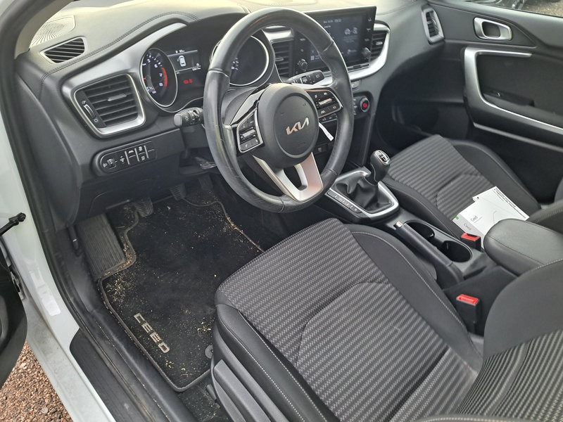Renting Segunda Mano Kia Ceed1.0 T-GDi 74kW (100CV) Drive 