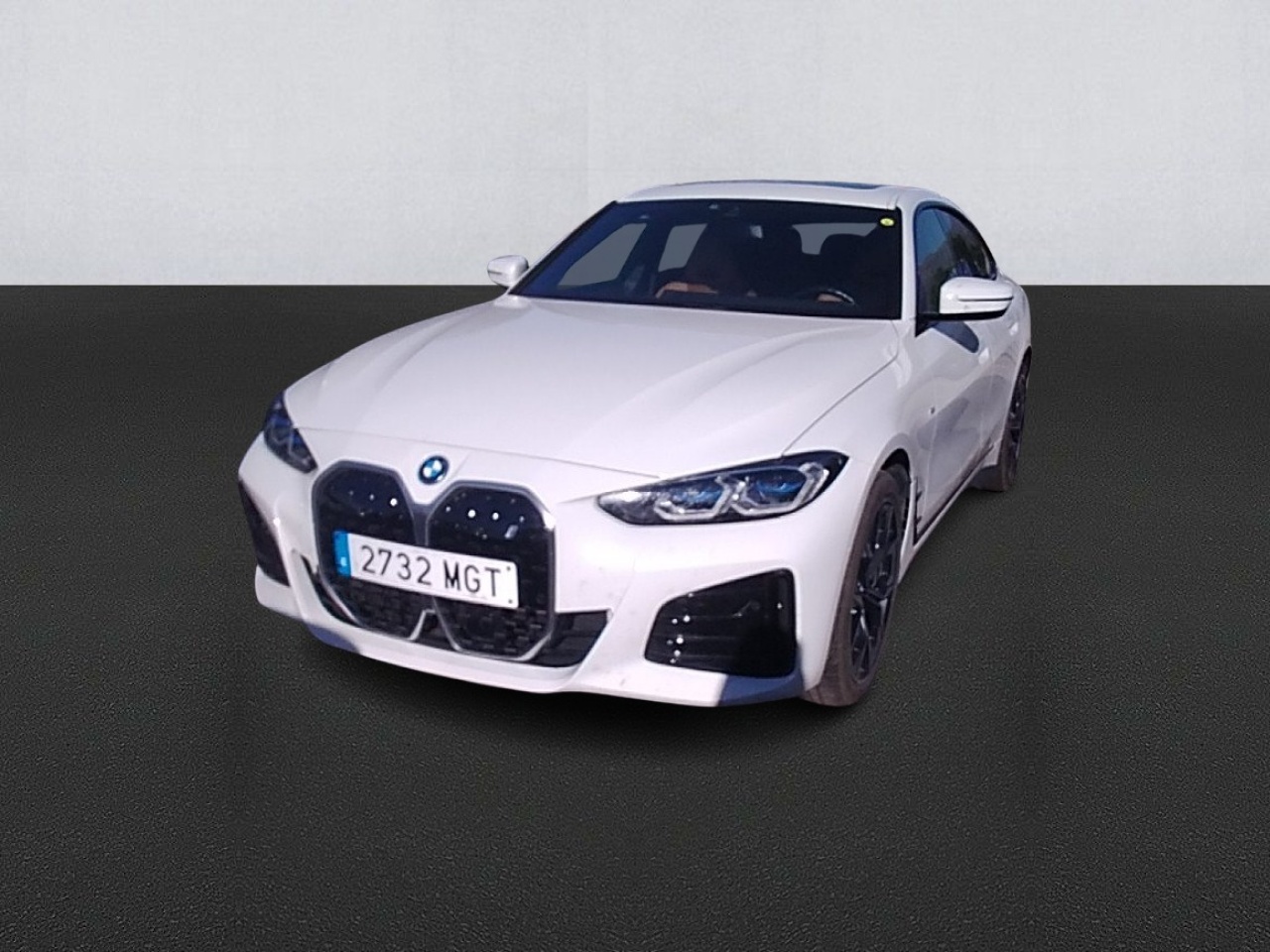 https://staticcdn.ald-automotive.es/vim/2653f3db15554ae18c0d1f9e66947599.JPG