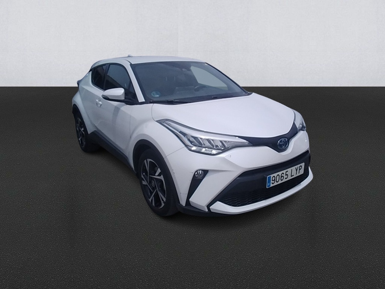 Renting Segunda Mano Toyota C-HR1.8 125H Advance 