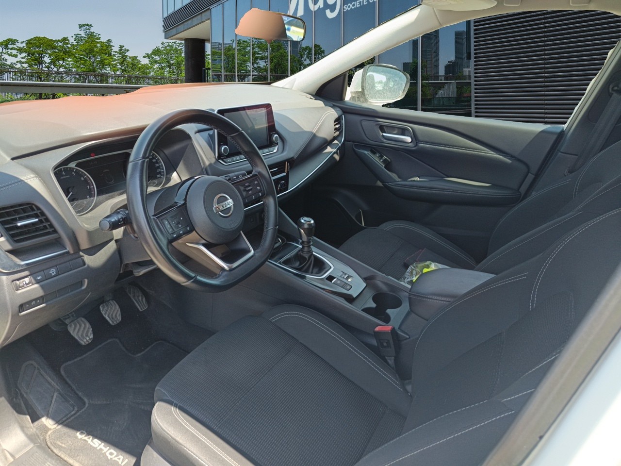 Renting Segunda Mano Nissan QashqaiDIG-T 103kW (140CV) mHEV 4×2 Acenta 