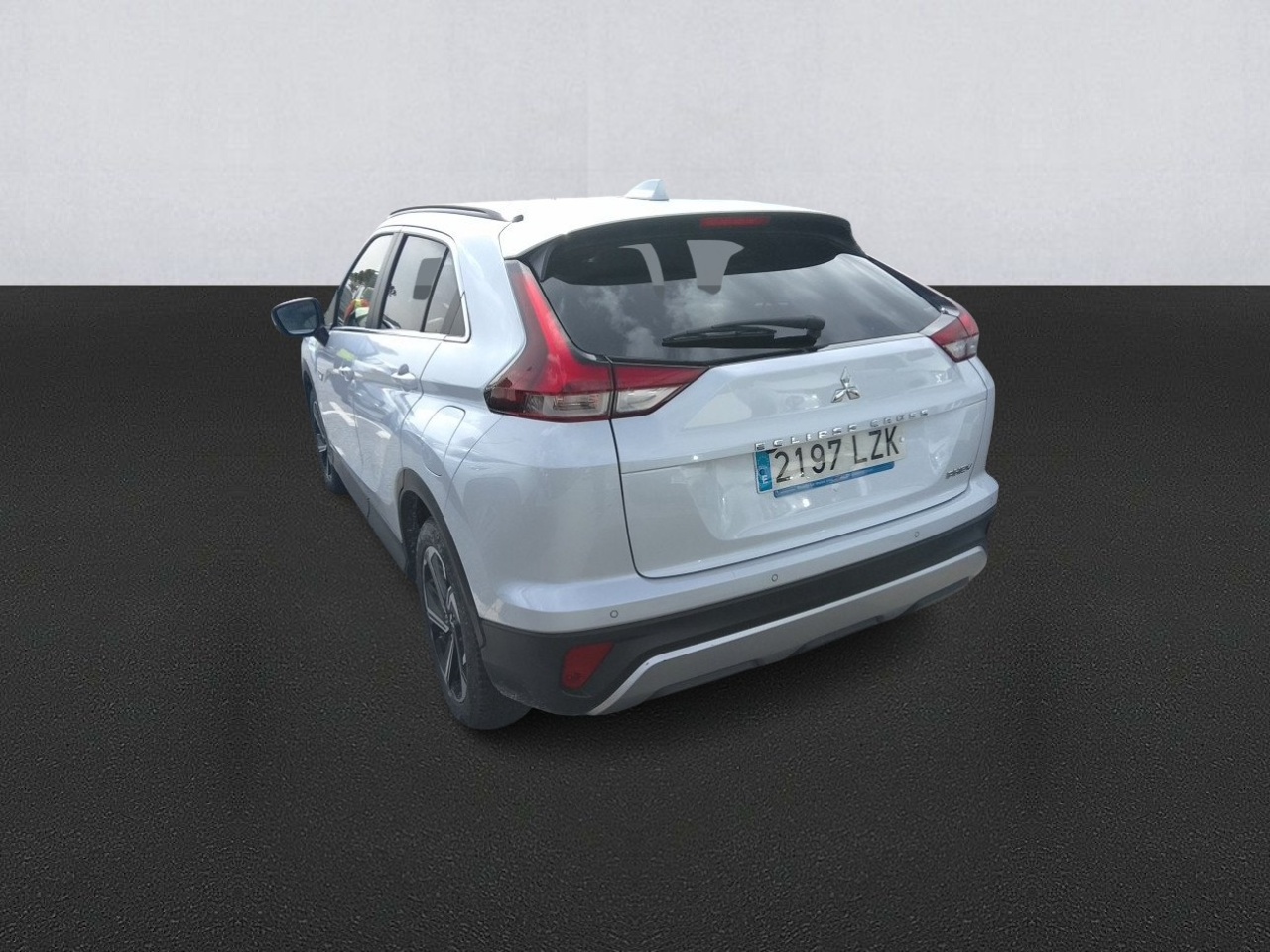 Renting Segunda Mano Mitsubishi Eclipse Cross2.4 PHEV Kaiteki Auto 4WD 