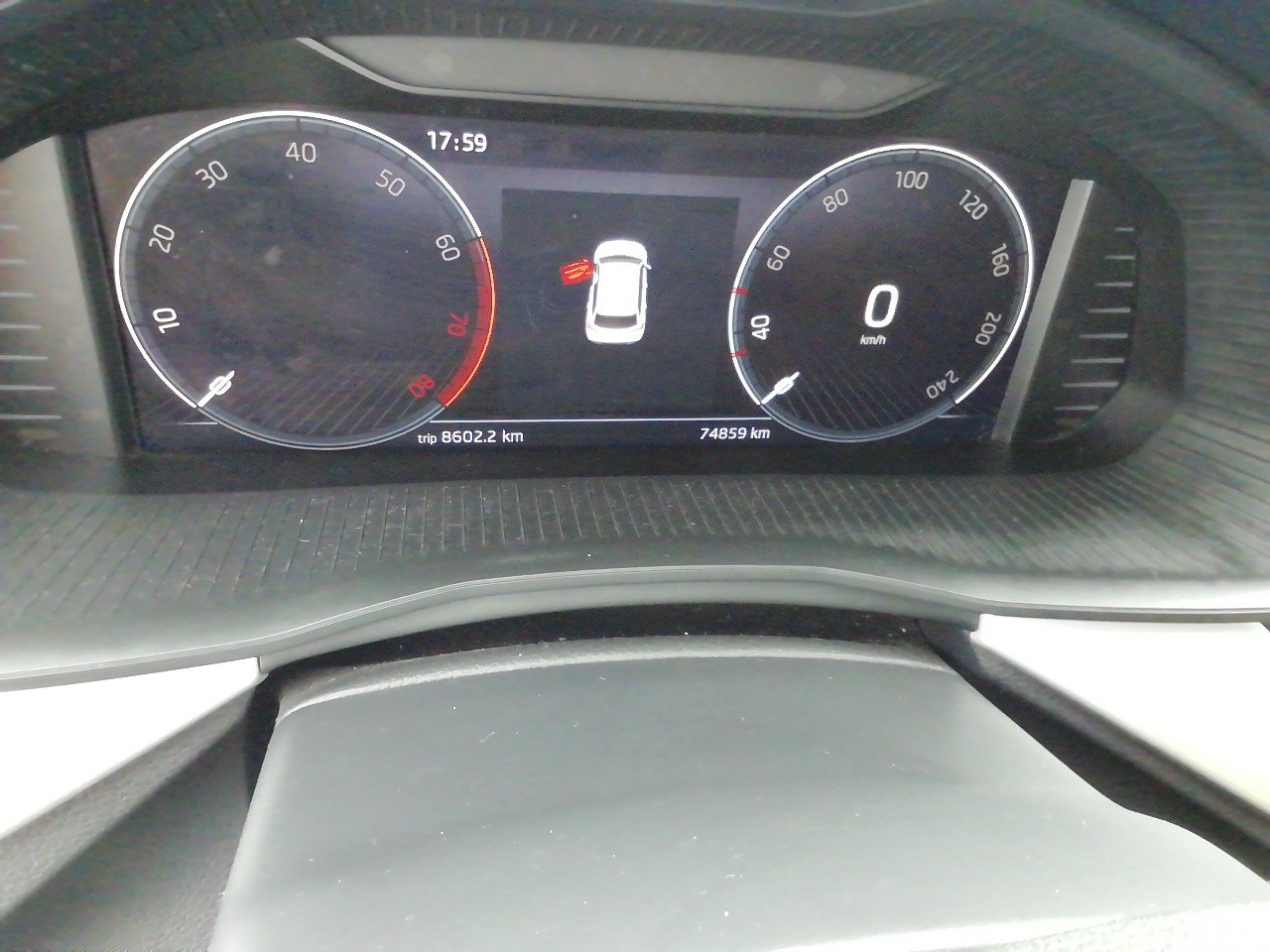 Renting Segunda Mano Skoda Kamiq1.0 TSI 81kW (110CV) DSG Emotion 