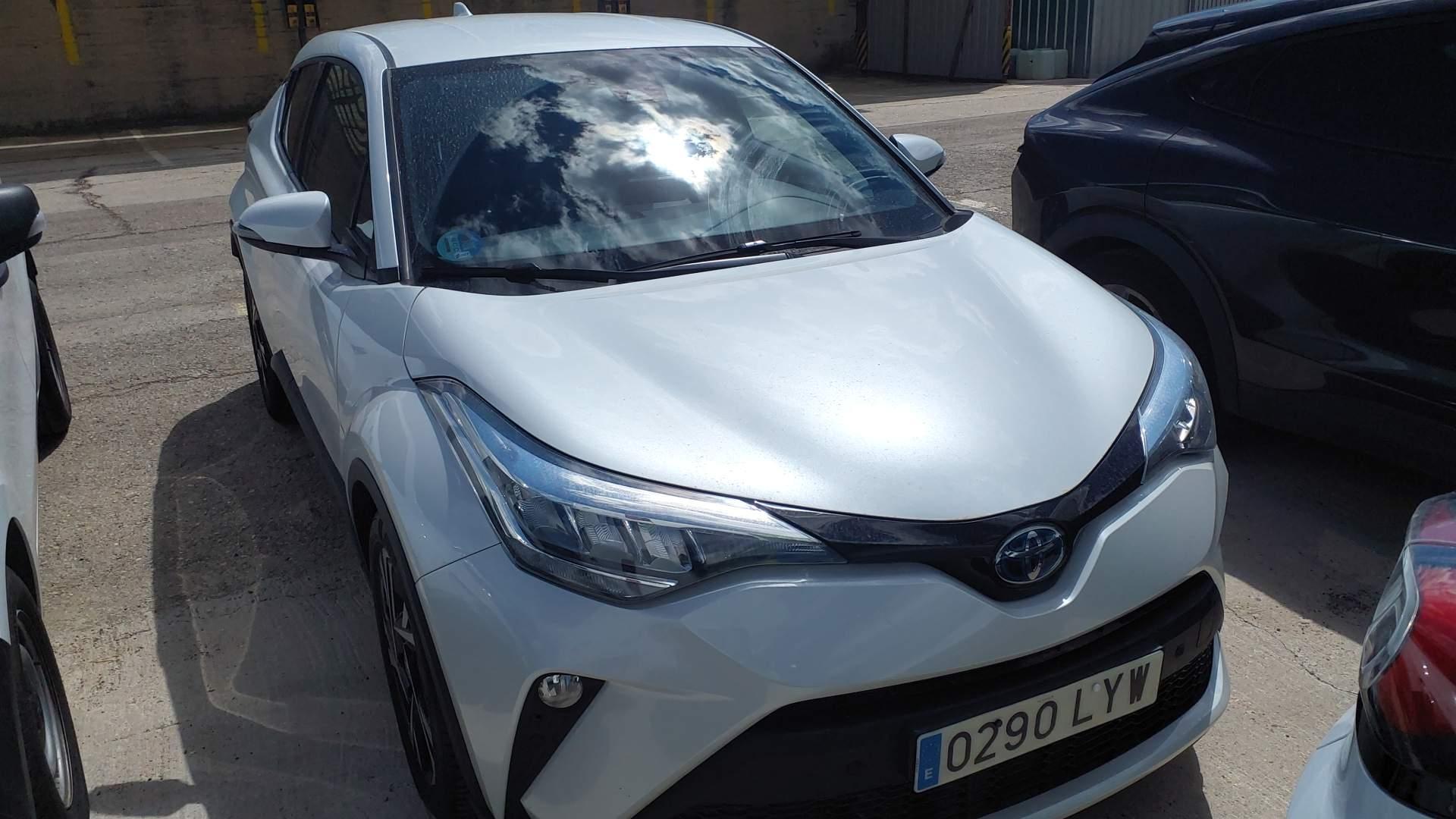 Renting Segunda Mano Toyota C-HR1.8 125H Advance 