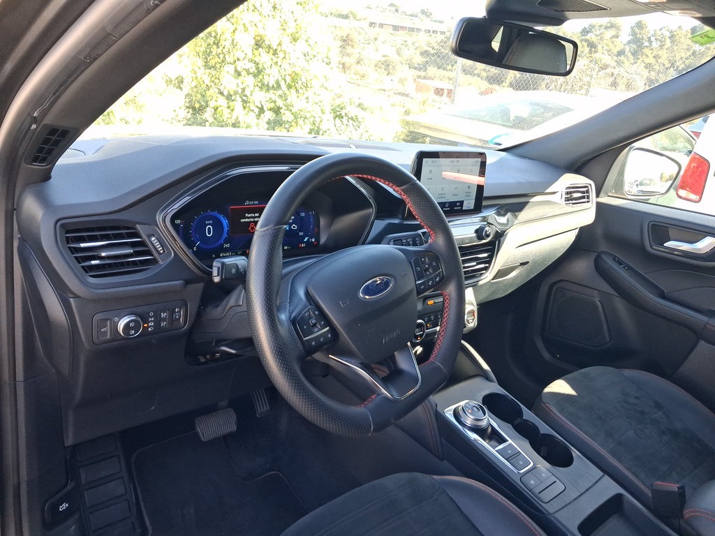 Renting Segunda Mano Ford KugaST-Line X 2.5 Duratec FHEV Auto 