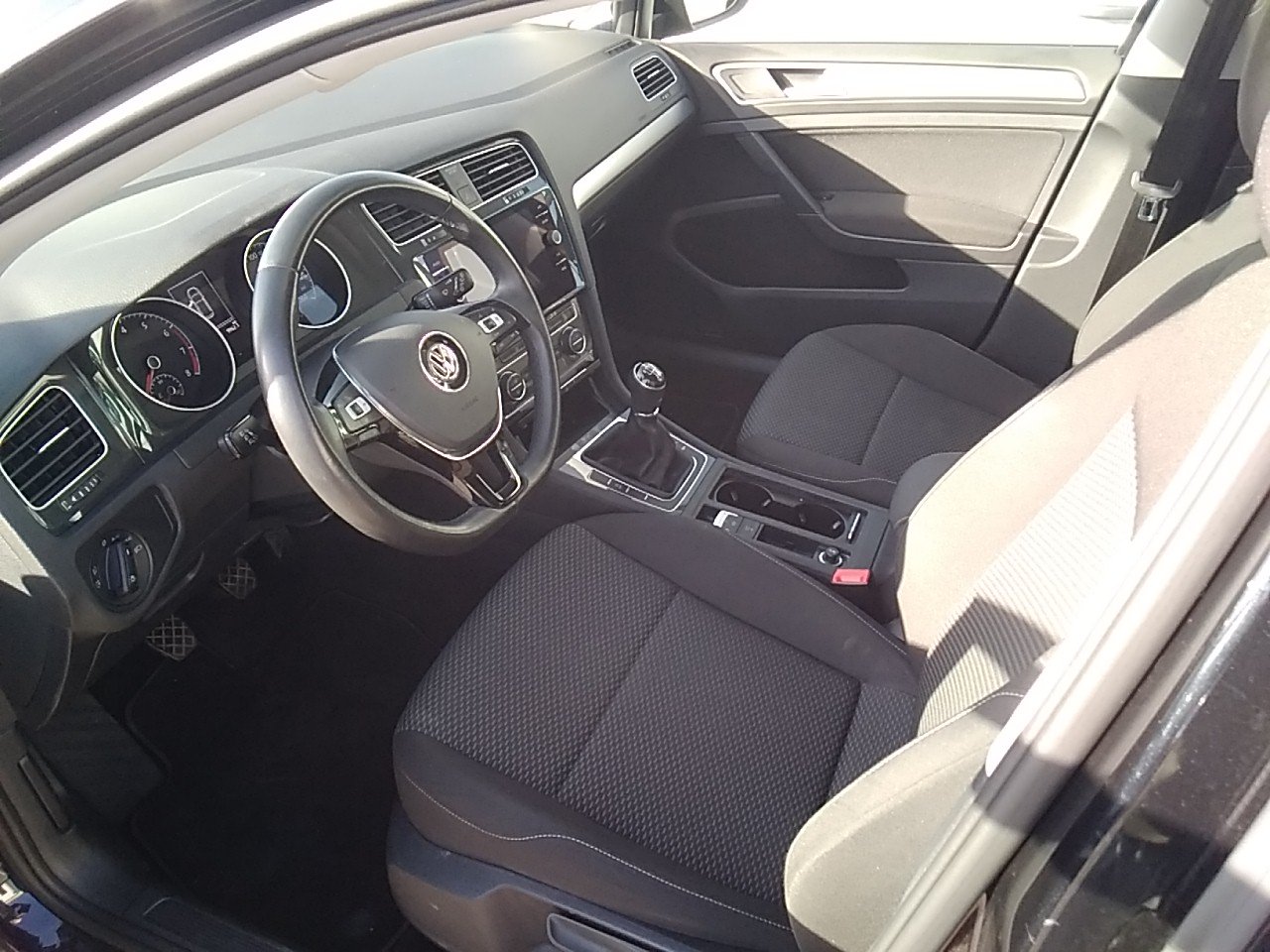 Renting Segunda Mano Volkswagen GolfLast Edition 1.5 TSI EVO 96kW (130CV) 