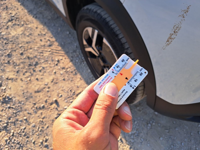 Renting Segunda Mano Peugeot 2008N2008 Allure Hybrid 145 eDCS6 