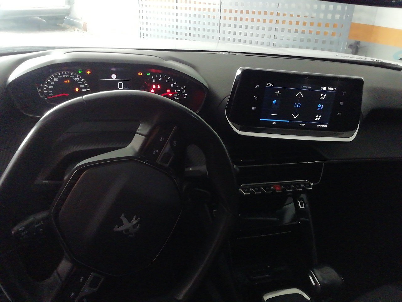 Renting Segunda Mano Peugeot 2008Allure BlueHDI 81kW (110CV) 