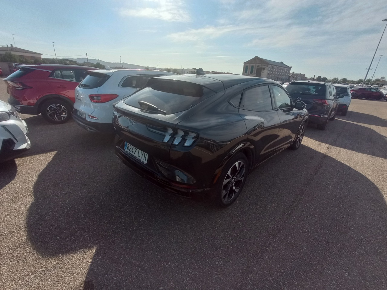 Renting Segunda Mano Ford Mustang Mach-EAWD 198kW Batería 75.7Kwh 