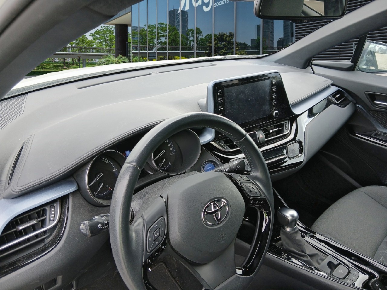 Renting Segunda Mano Toyota C-HR1.8 125H Advance 