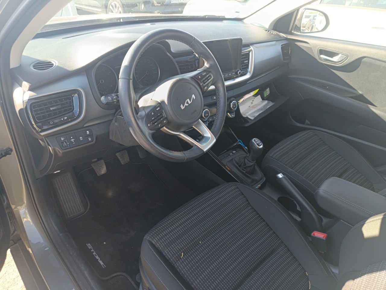 Renting Segunda Mano Kia Stonic1.0 T-GDi 88kW (120CV) MHEV iMT Drive 