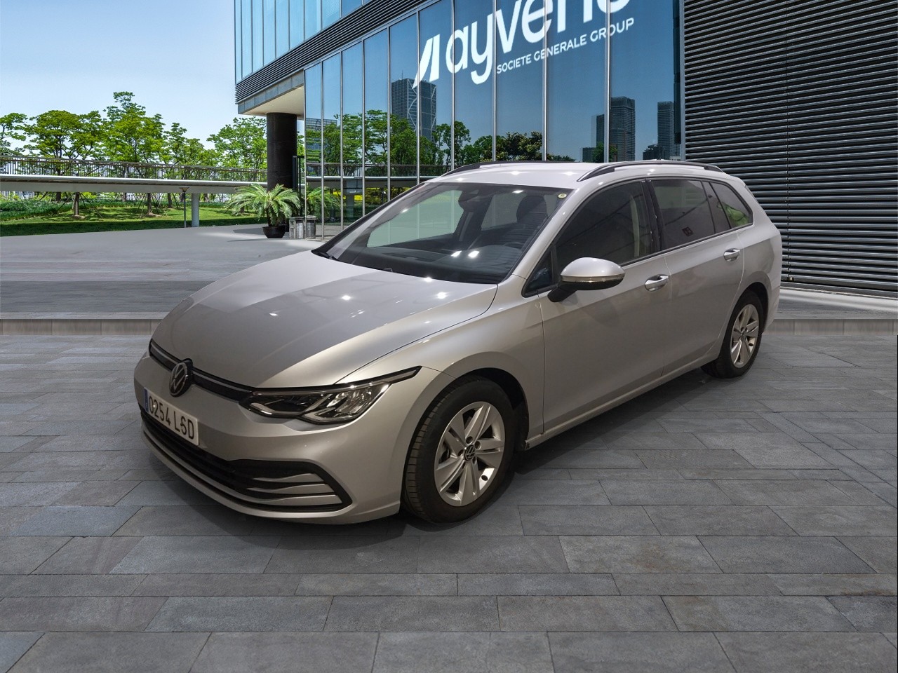 imagen VOLKSWAGEN GOLF Life 1.0 TSI 81kW (110CV) Variant-39