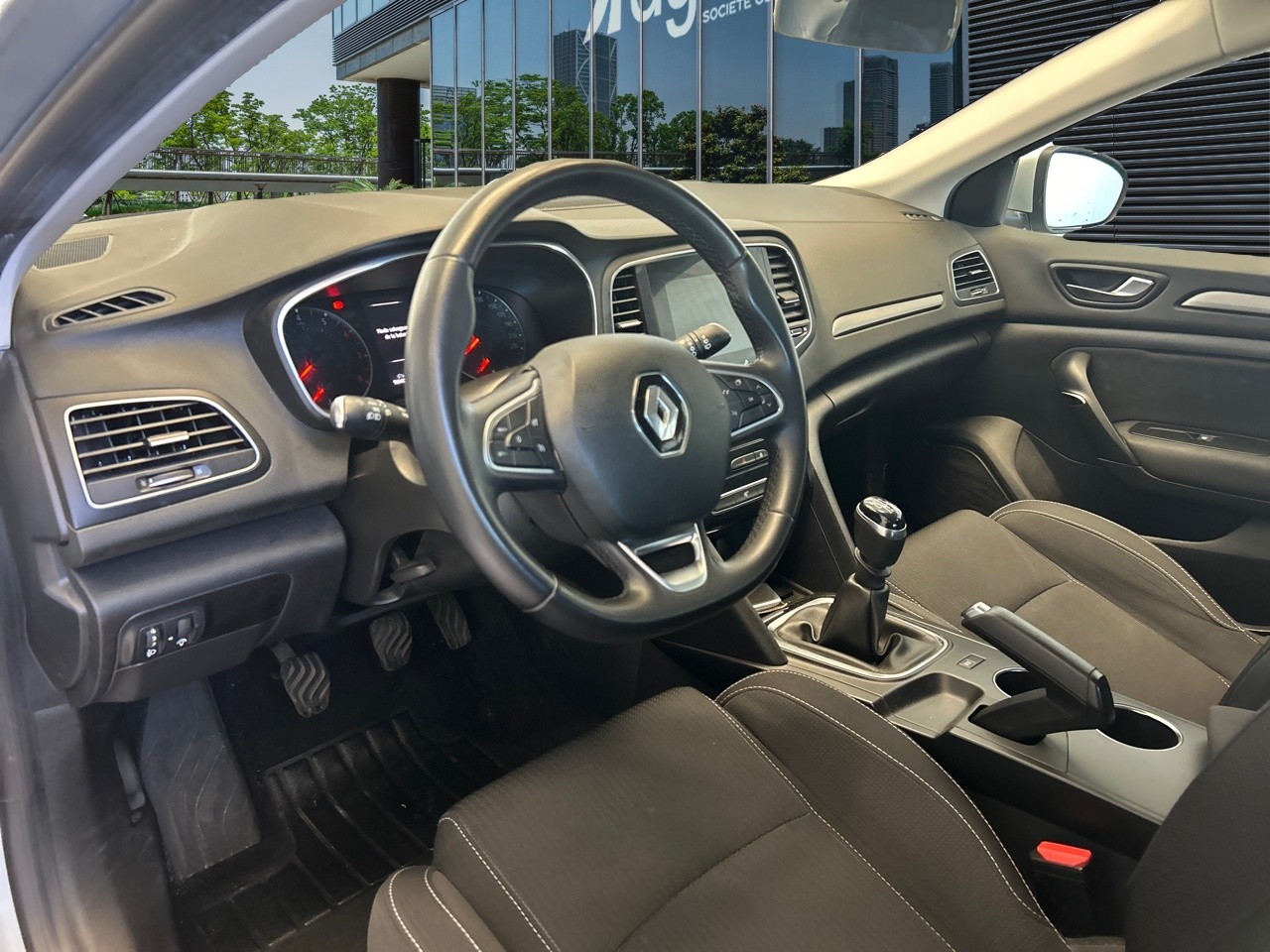 Renting Segunda Mano Renault Megane(O) Intens TCe 103 kW (140CV) GPF 