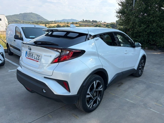 Renting Segunda Mano Toyota C-HR1.8 125H Advance 