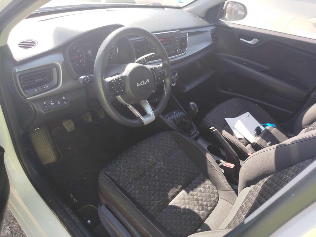 Renting Segunda Mano Kia Rio1.0 T-GDi 74kW (100CV) MHEV iMT Concept 