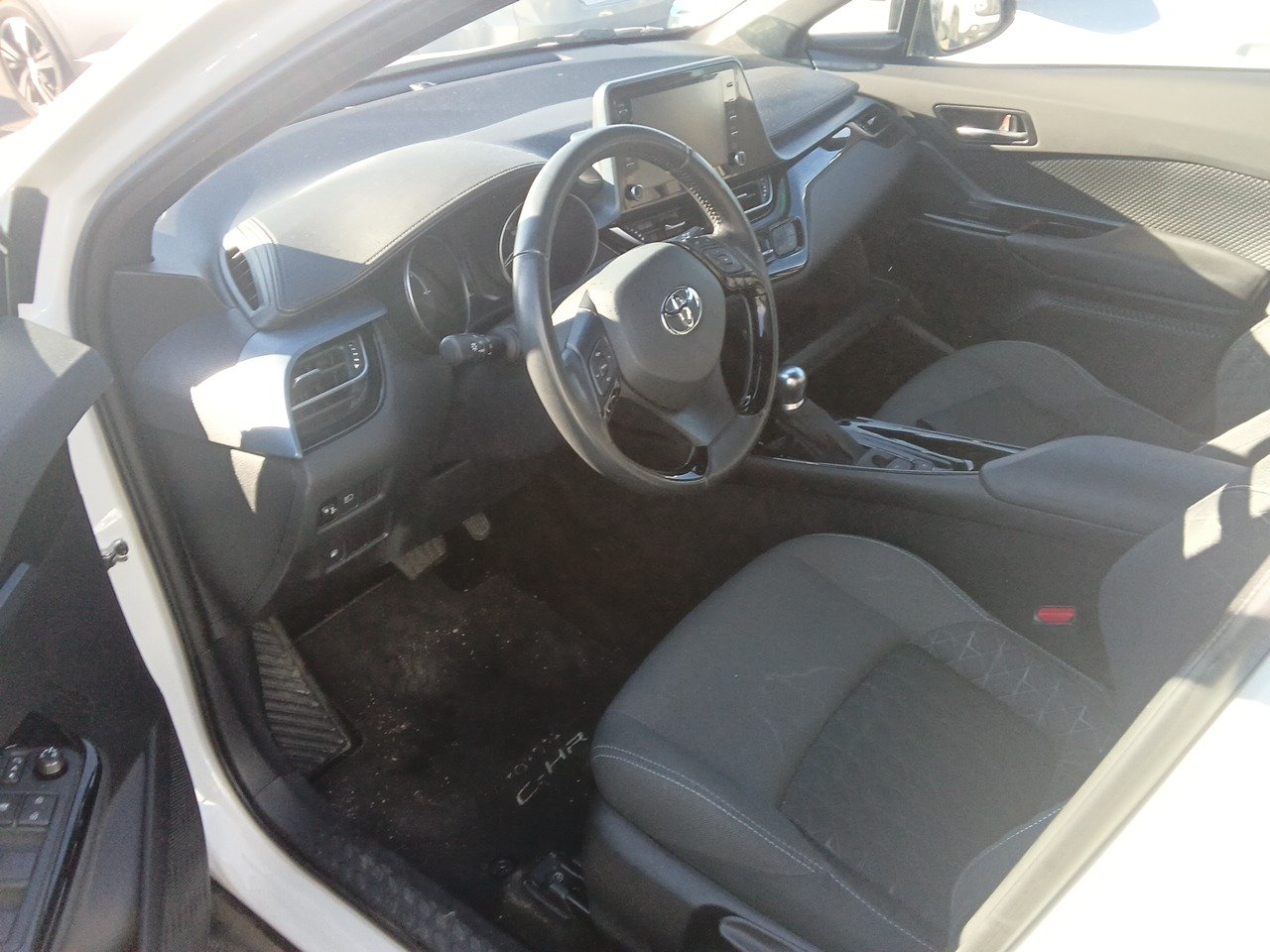 Renting Segunda Mano Toyota C-HR2.0 180H Advance 
