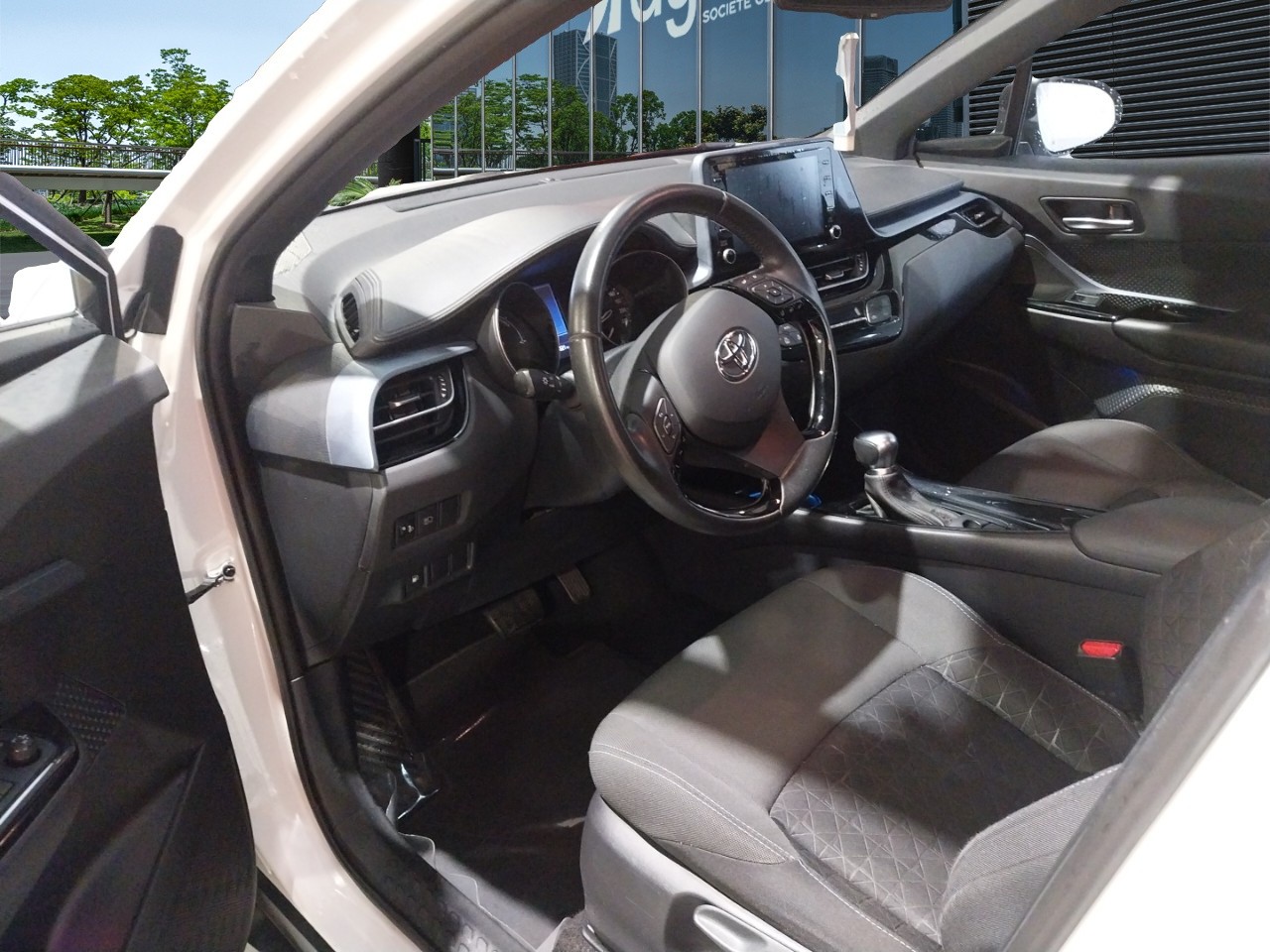 Renting Segunda Mano Toyota C-HR1.8 125H Advance 