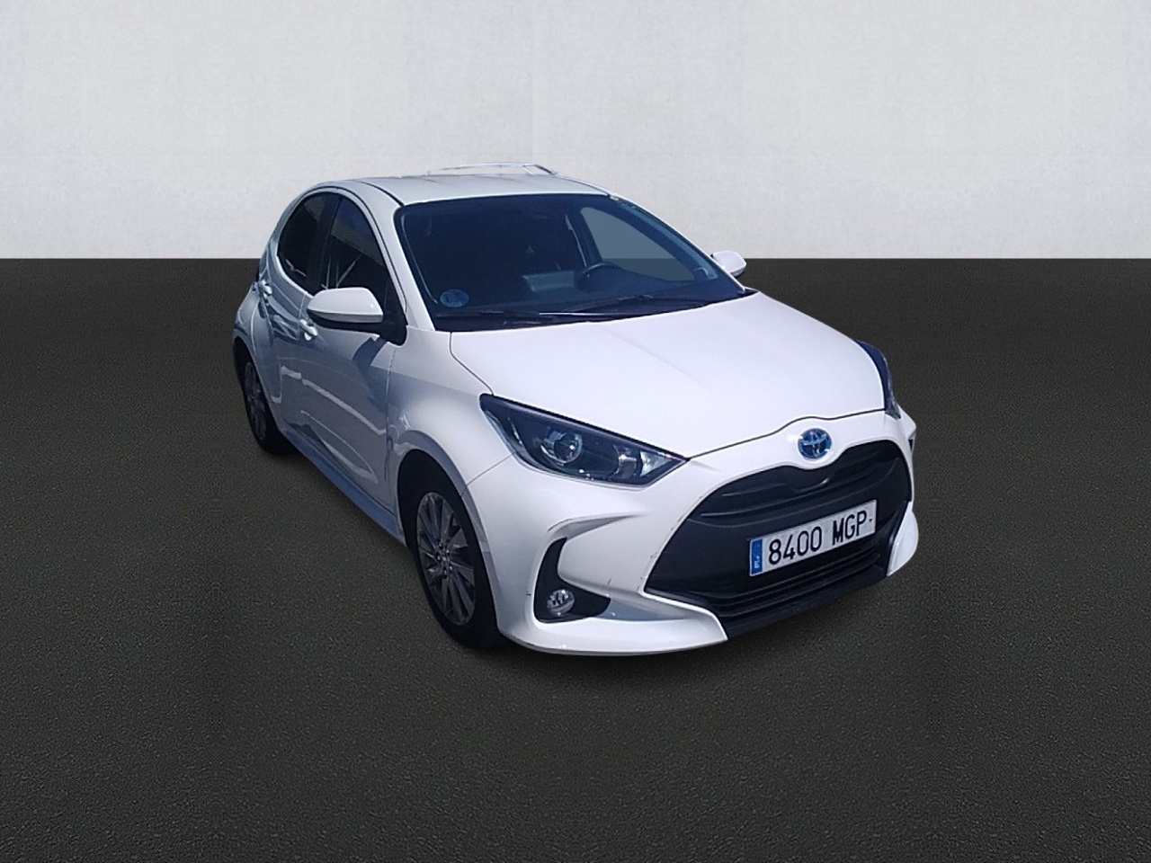 Renting Segunda Mano Toyota Yaris1.5 120H Active Tech 