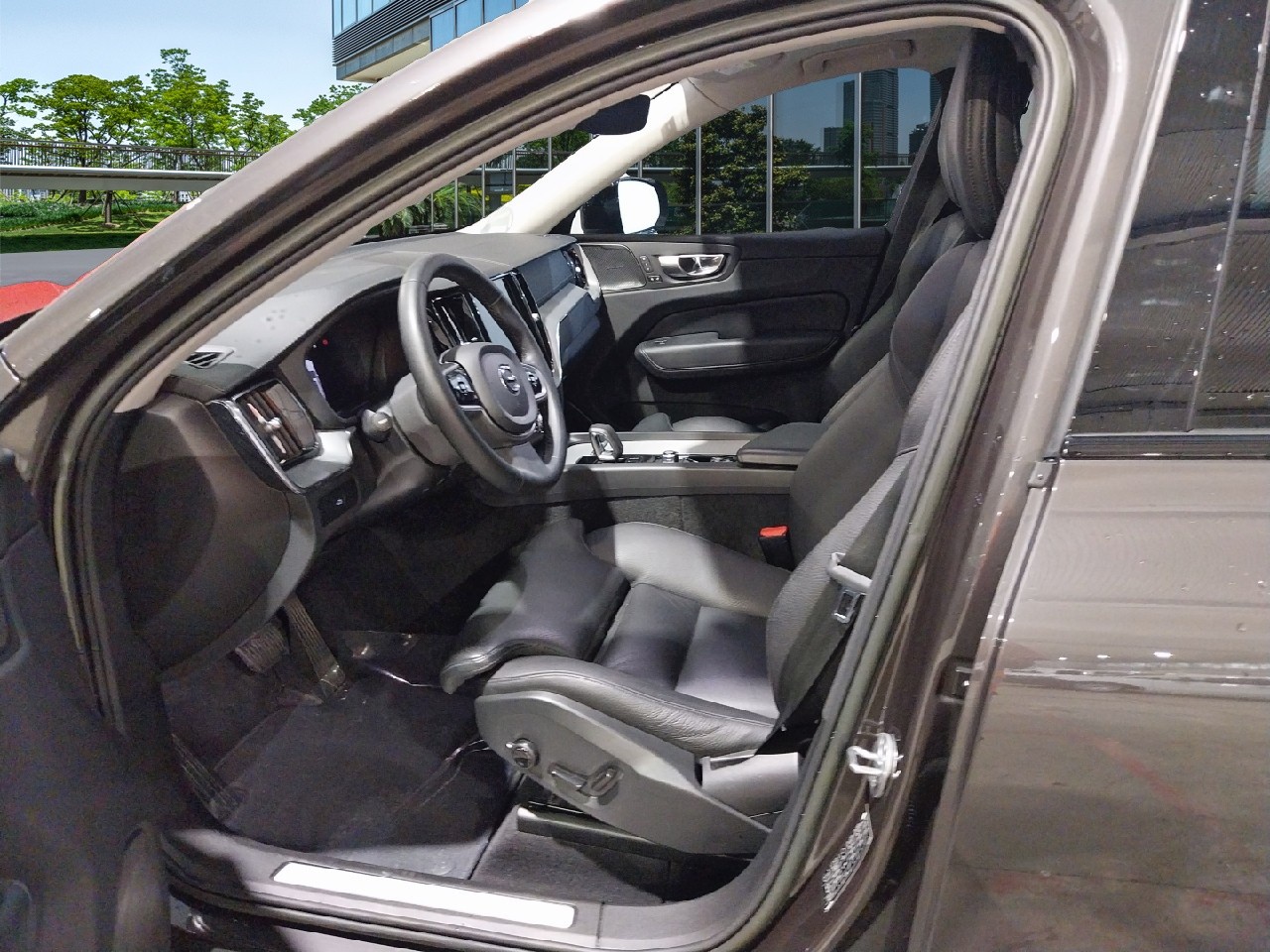 Renting Segunda Mano Volvo XC602.0 B4 D AWD Ultimate Bright Auto 