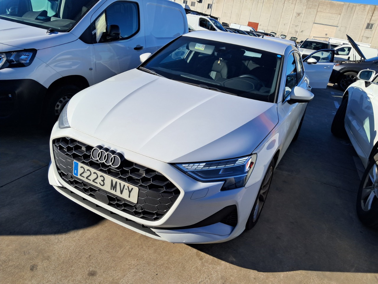 https://staticcdn.ald-automotive.es/vim/51a6d79644e8489fa278c30f4a62eb3c.JPG