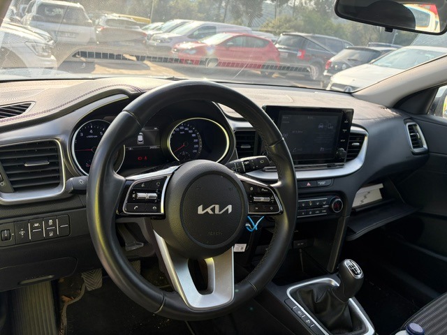 Renting Segunda Mano Kia XCeed1.0 T-GDi Drive 88kW (120CV) 