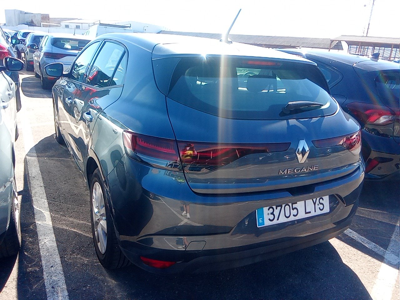 Renting Segunda Mano Renault Megane(O) Intens TCe 103 kW (140CV) GPF 