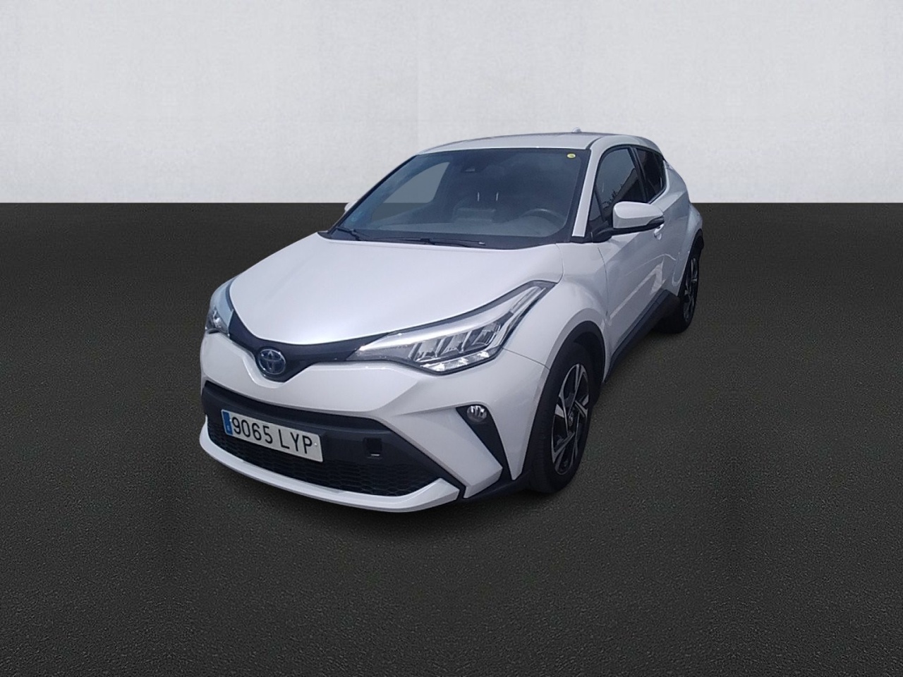 Renting Segunda Mano Toyota C-HR1.8 125H Advance 