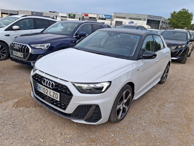 https://staticcdn.ald-automotive.es/vim/57a5fc4465df4b19ab7cbdbdfc7204a0.JPG