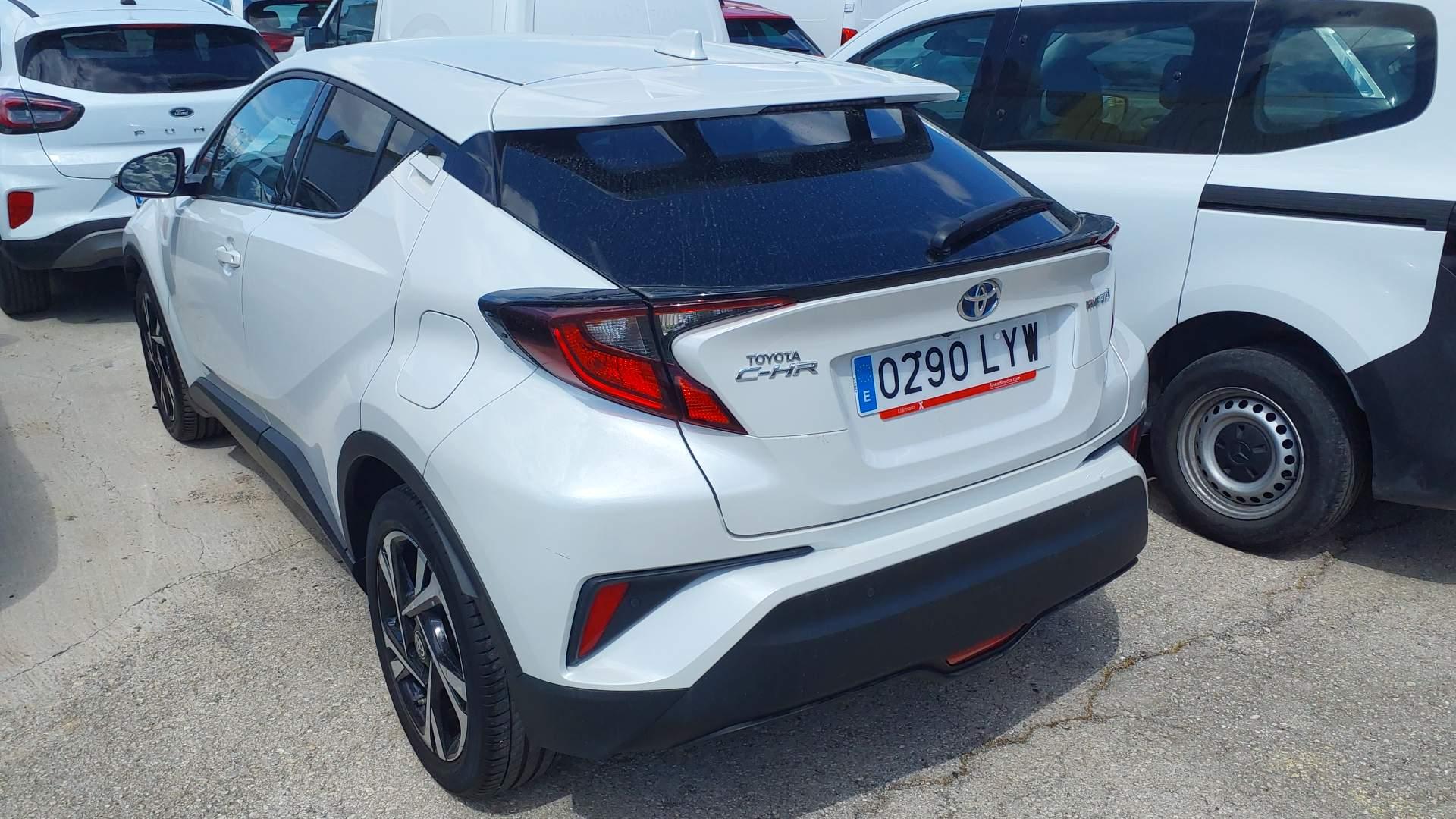Renting Segunda Mano Toyota C-HR1.8 125H Advance 