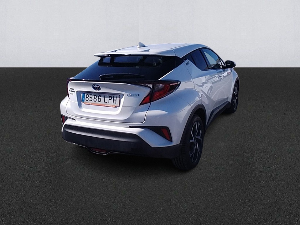 Renting Segunda Mano Toyota C-HR1.8 125H Advance 