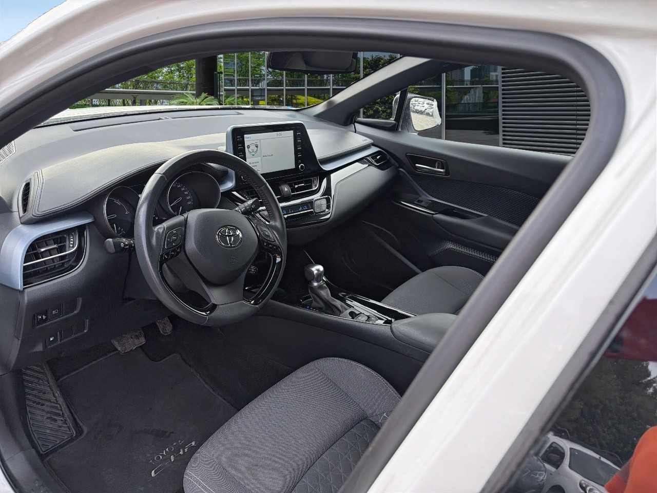 Renting Segunda Mano Toyota C-HR2.0 180H Advance 