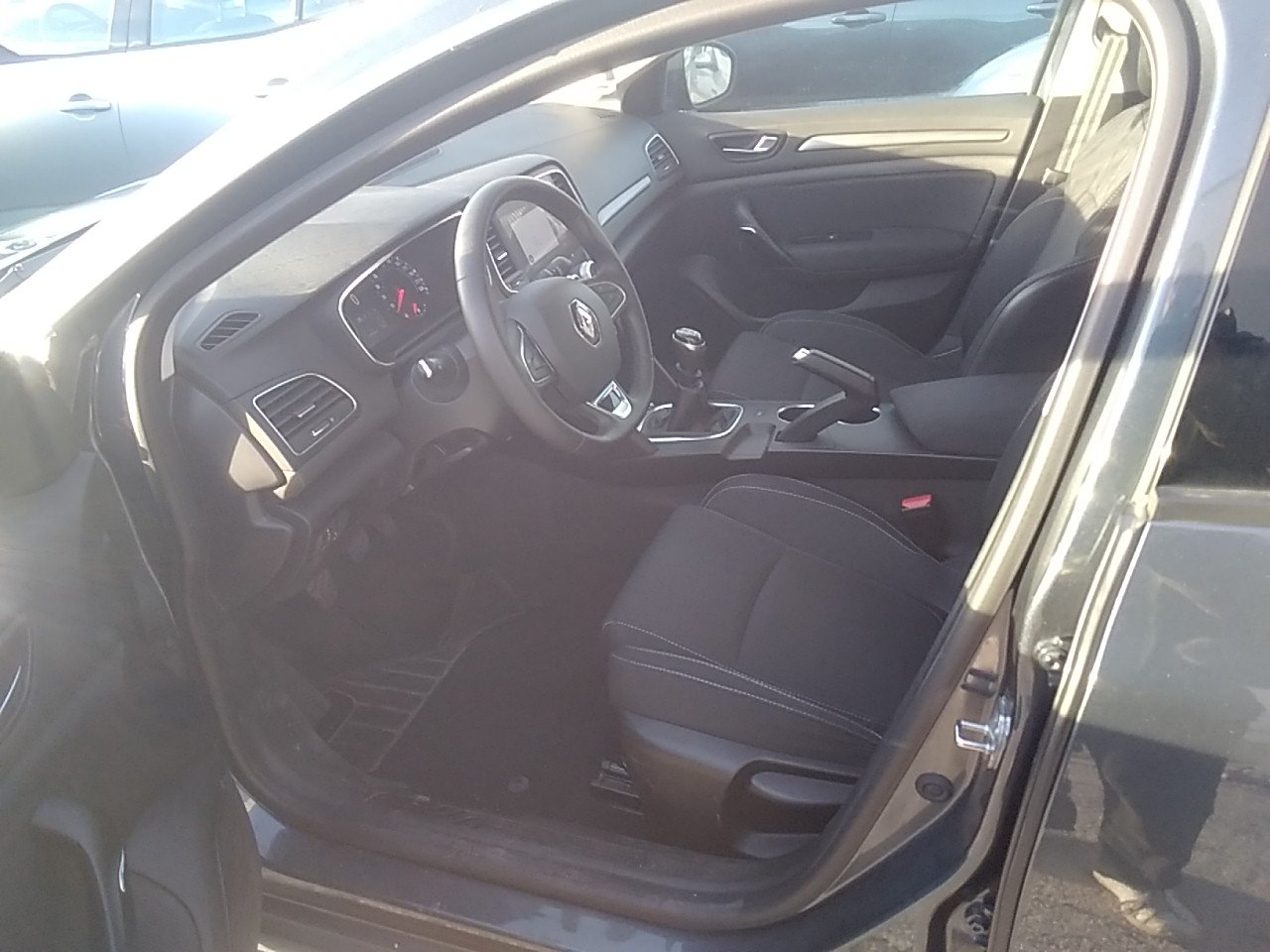 Renting Segunda Mano Renault Megane(O) Intens TCe 103 kW (140CV) GPF 