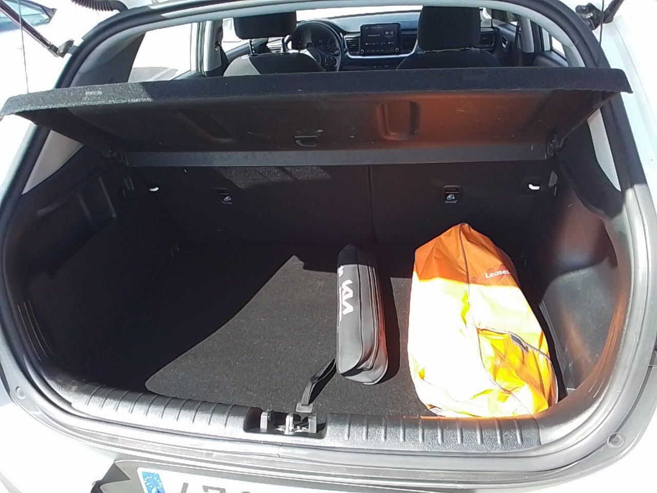 Renting Segunda Mano Kia Stonic1.2 DPi 62kW (84CV) Concept 