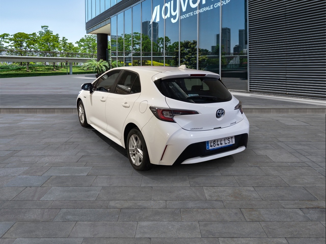 Renting Segunda Mano Toyota Corolla1.8 125H BUSINESS PLUS E-CVT 