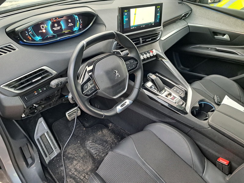 Renting Segunda Mano Peugeot 3008300 e-EAT8 GT 